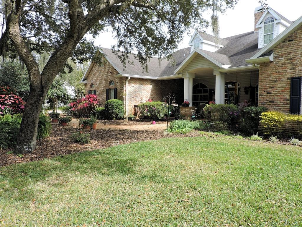 2509 MAGNOLIA LEAF LANE
