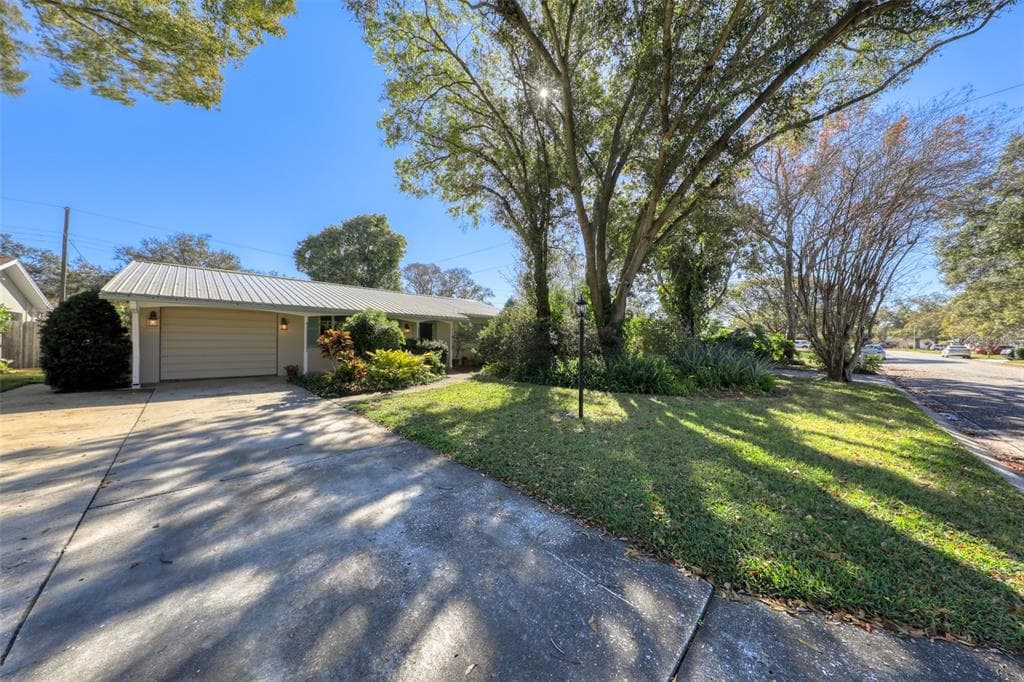 4401 56TH STREET N KENNETH CITY, FL 33709