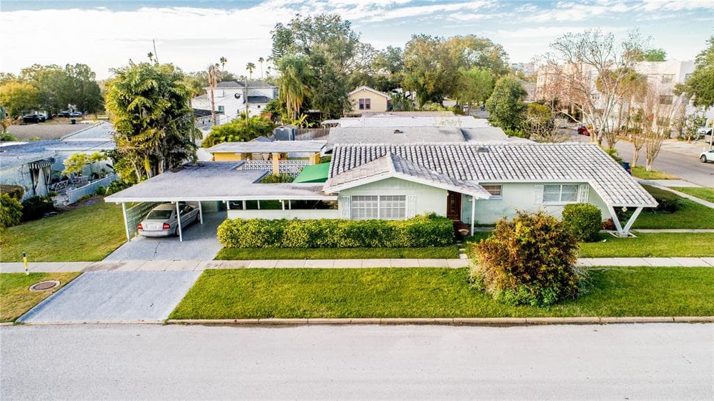 524 COLUMBIA DRIVE