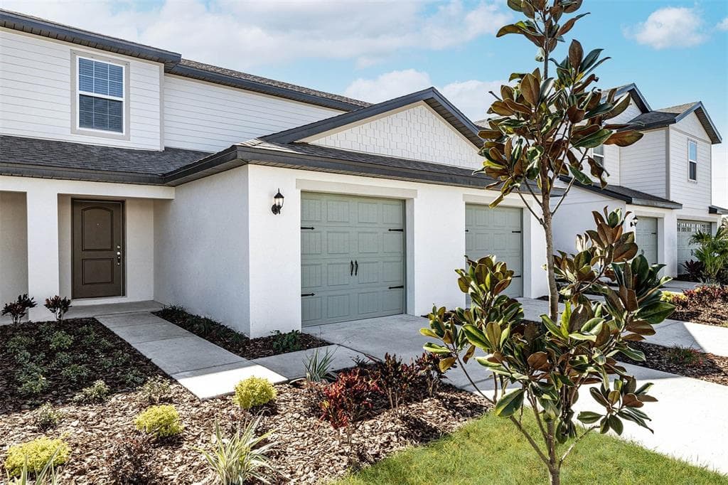 1599 WYNFORD CIRCLE TAVARES, FL 32778
