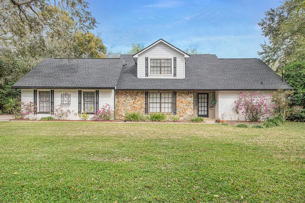 2406 VANDERVORT ROAD UNIT ROAD