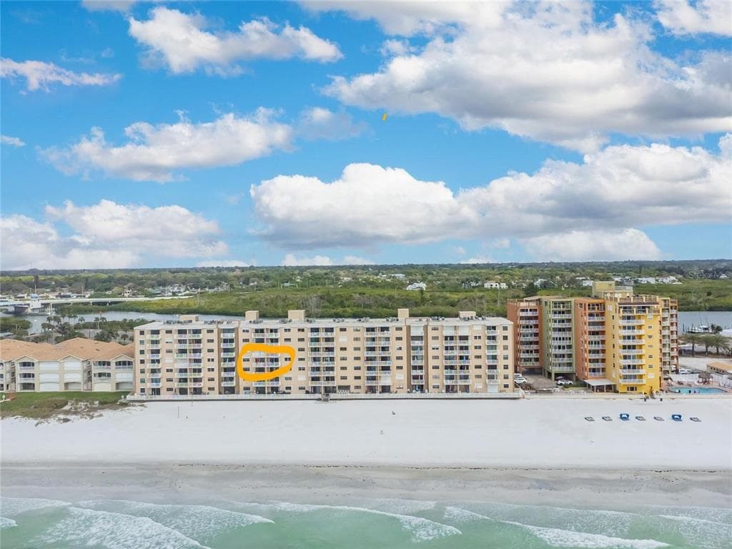 18650 GULF BOULEVARD UNIT 406