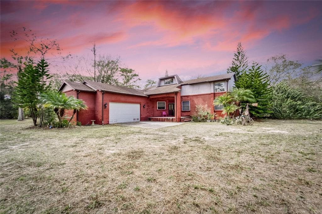 1607 27TH STREET SE RUSKIN, FL 33570