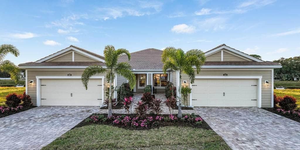 5537 LONG SHORE LOOP UNIT 10 SARASOTA, FL 34238