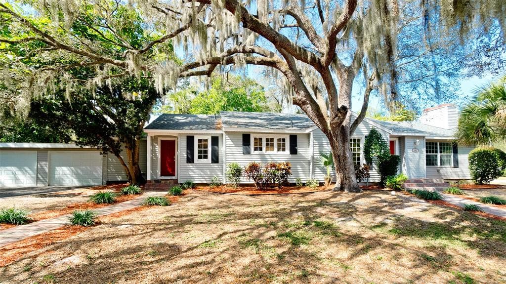 102 28TH STREET W BRADENTON, FL 34205