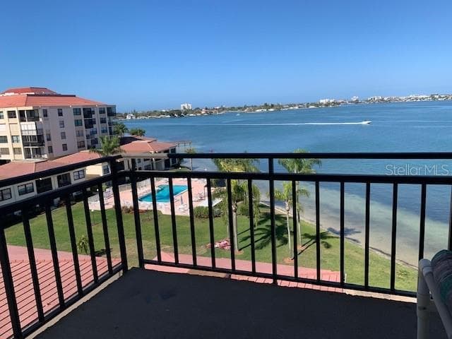 6145 SUN BOULEVARD UNIT 607 ST PETERSBURG, FL 33715