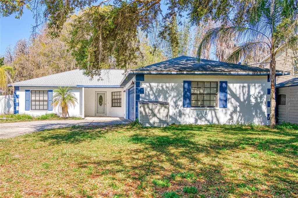 12205 LACEY DRIVE