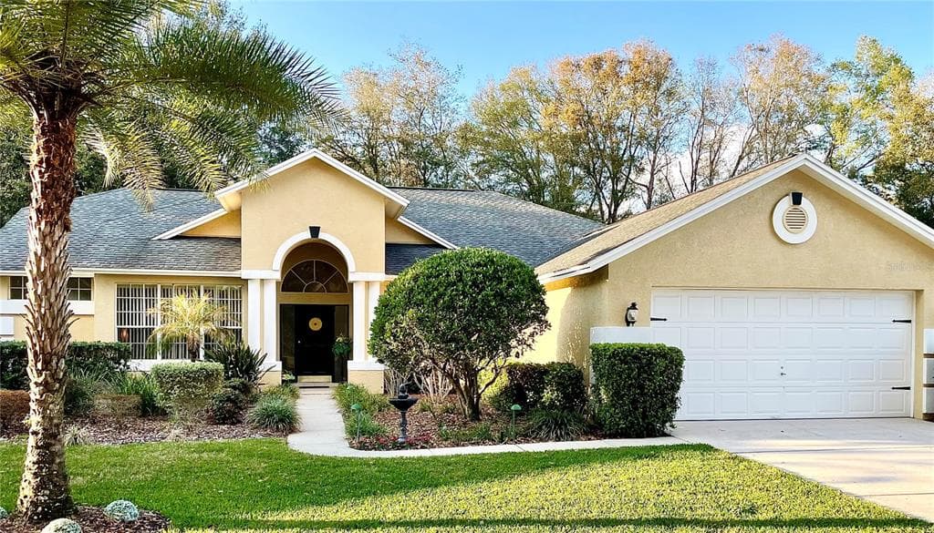 4918 WILLOW RIDGE TERRACE VALRICO, FL 33596