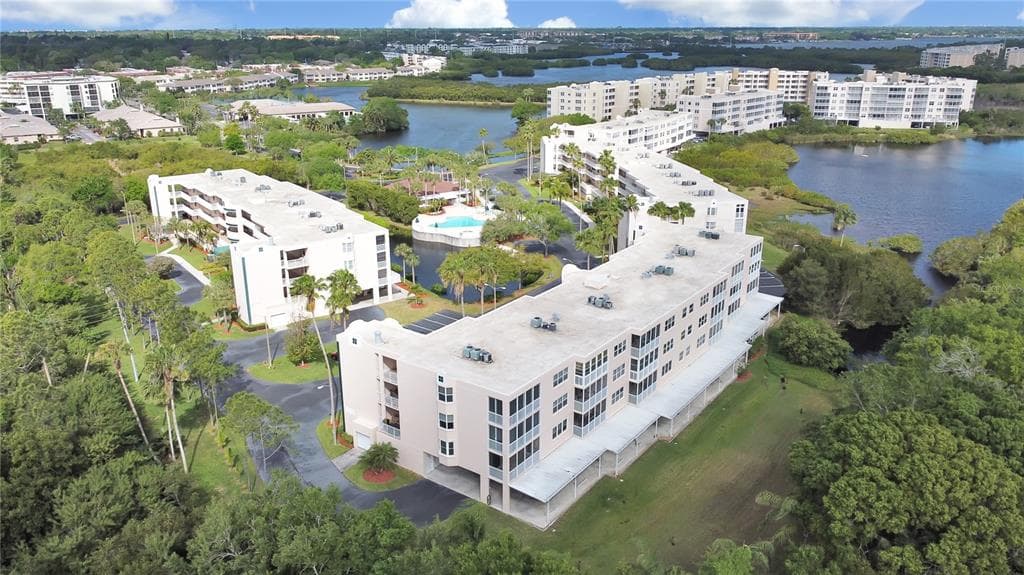 6315 SHORELINE DRIVE UNIT 3306 ST PETERSBURG, FL 33708