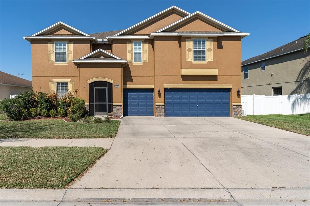 10830 CARLOWAY HILLS DRIVE WIMAUMA, FL 33598