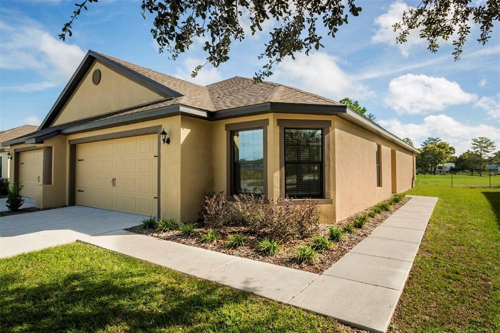 8893 SOUTHERN CHARM CIRCLE BROOKSVILLE, FL 34613