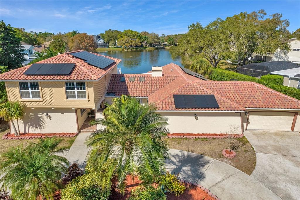 9024 BAYWOOD PARK DRIVE SEMINOLE, FL 33777