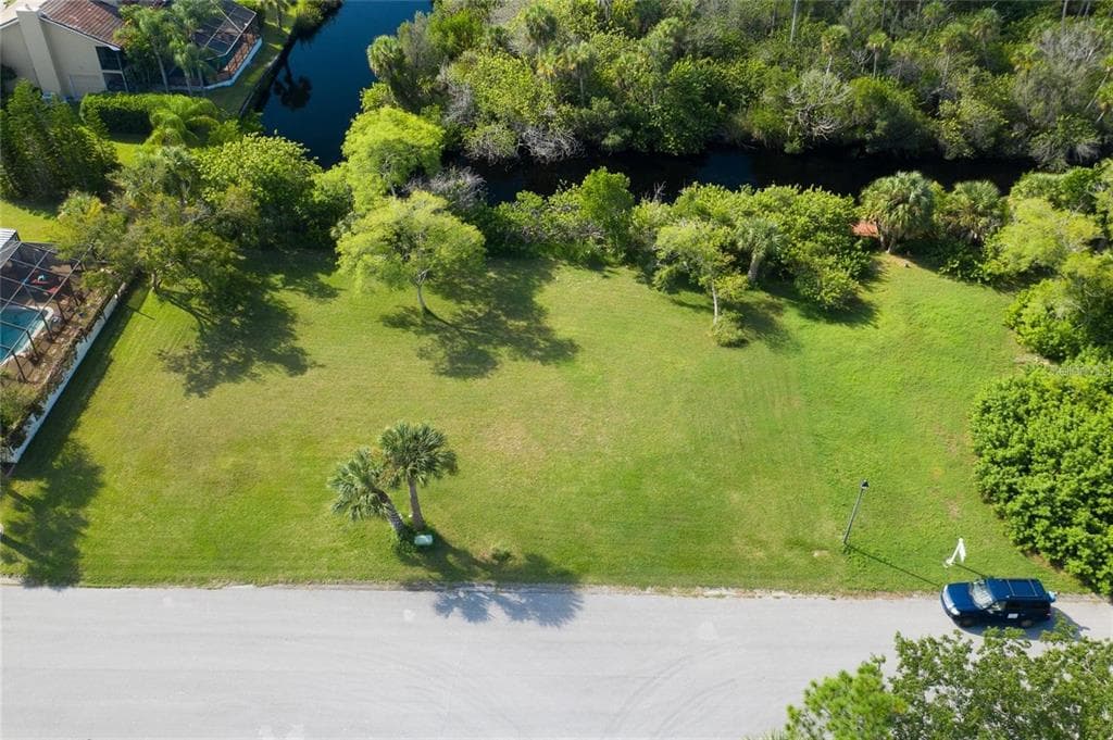 5822 SEEBREEZE DRIVE PORT RICHEY, FL 34668