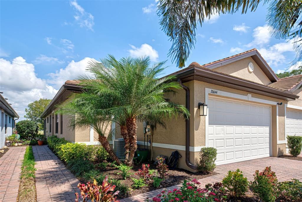 20644 SWALLOW TAIL COURT