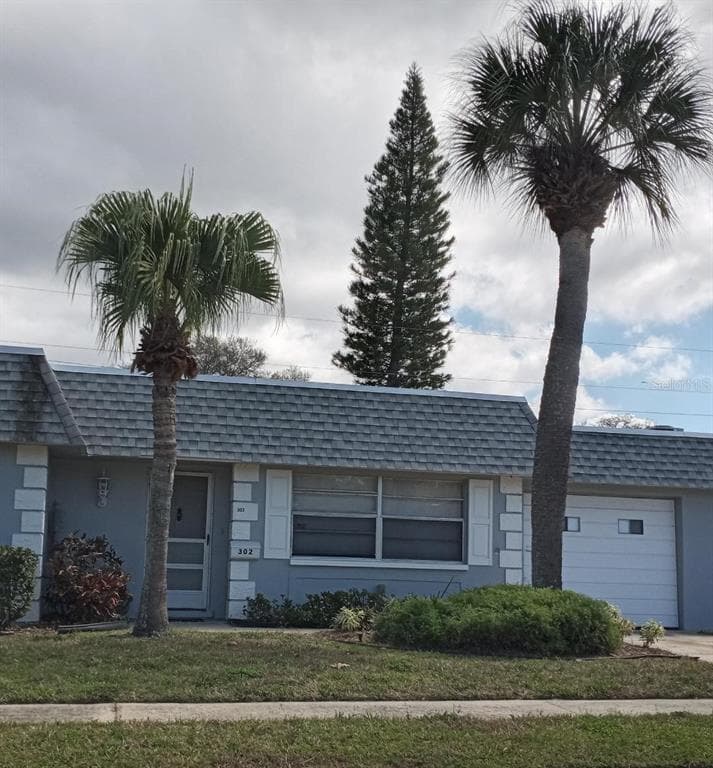 302 MINDY DRIVE UNIT 302 LARGO, FL 33771
