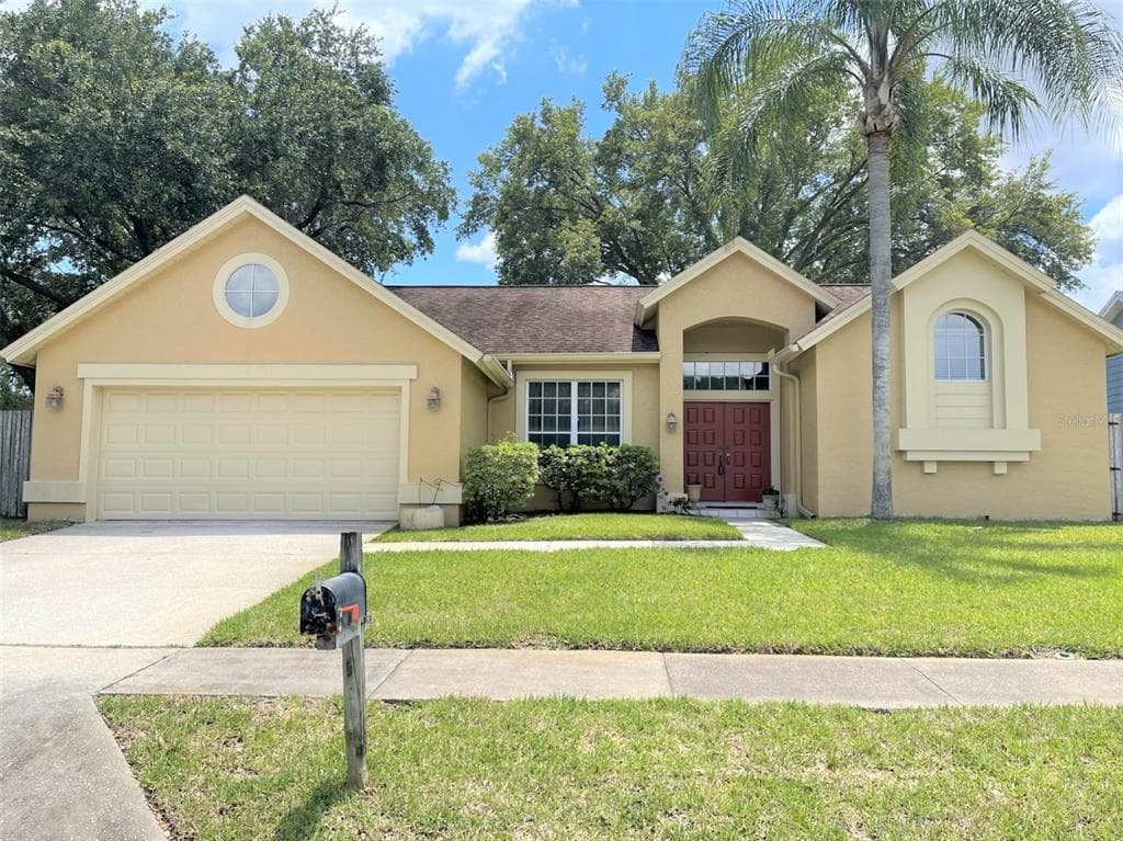 3098 ROBINWOOD LANE