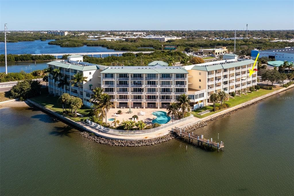 8800 BAY PINES BOULEVARD UNIT 304 ST PETERSBURG, FL 33709