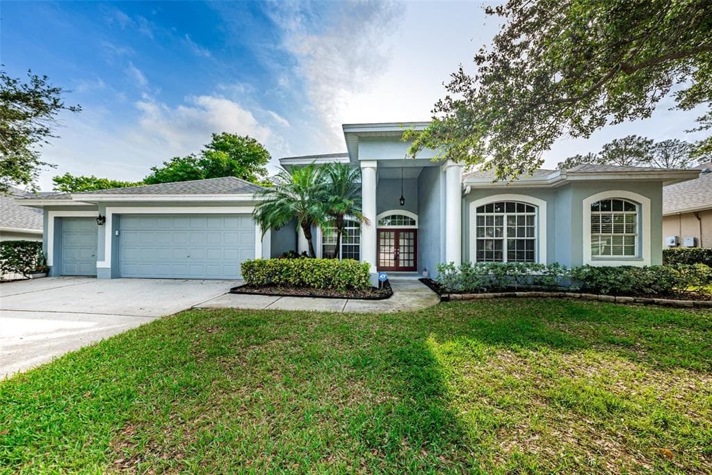 1703 ANGLERS COURT