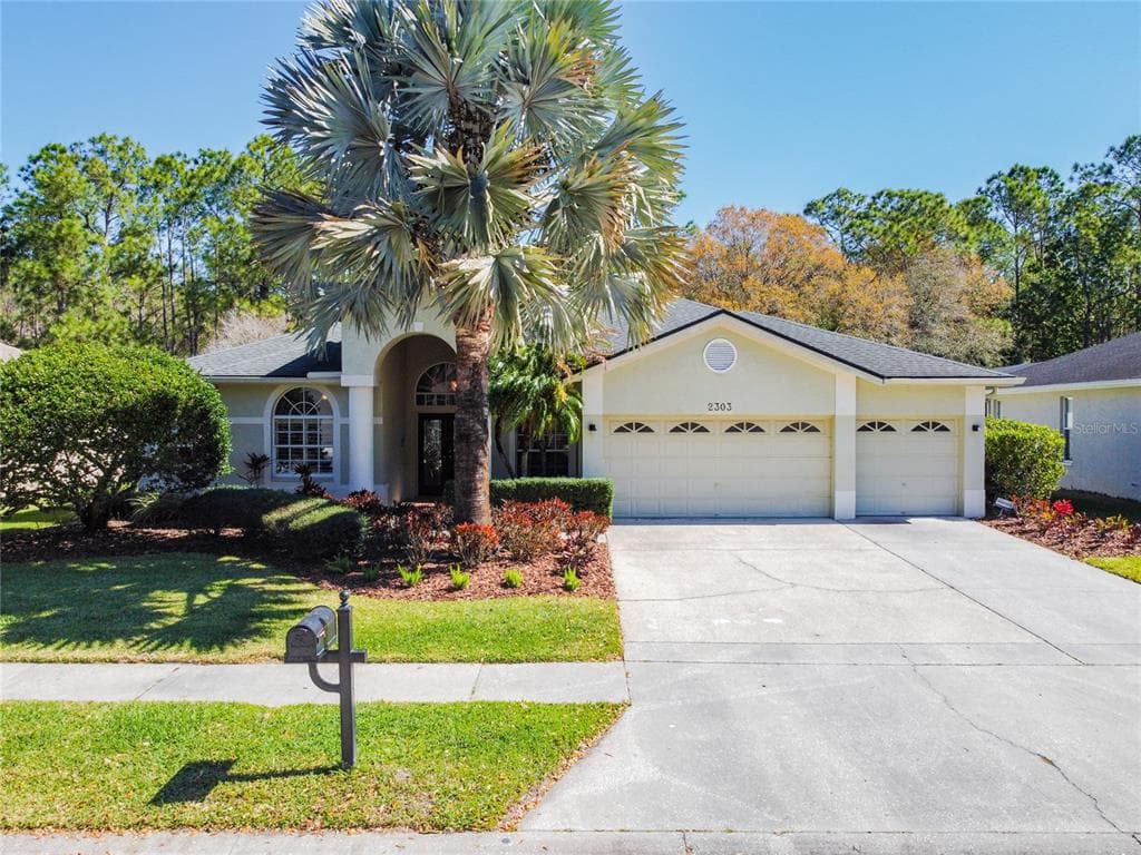 2303 WARWICK DRIVE OLDSMAR, FL 34677