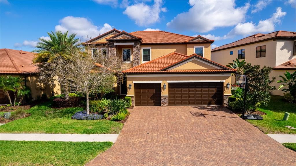 2583 GRAND LAKESIDE DRIVE