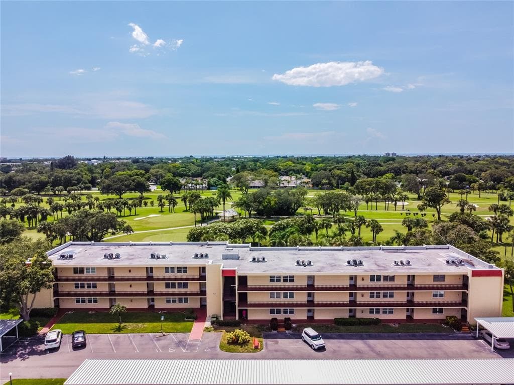 12200 VONN ROAD UNIT 1203 LARGO, FL 33774