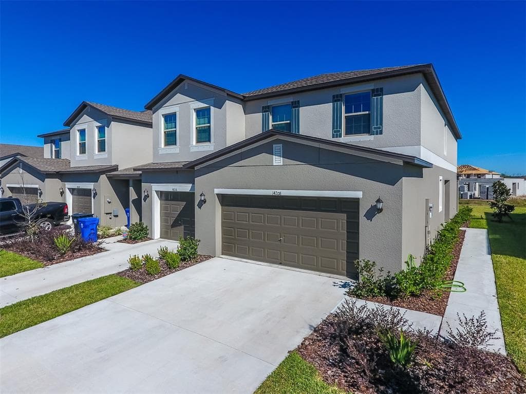 10136 POINT GIVEN COURT RUSKIN, FL 33573