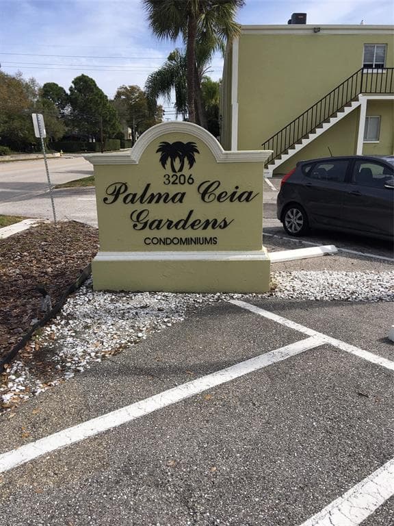 3206 W AZEELE STREET UNIT 100 TAMPA, FL 33609