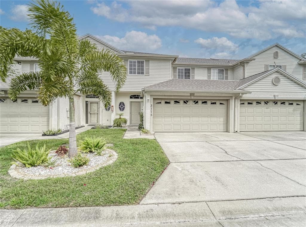 3175 META COURT LARGO, FL 33771