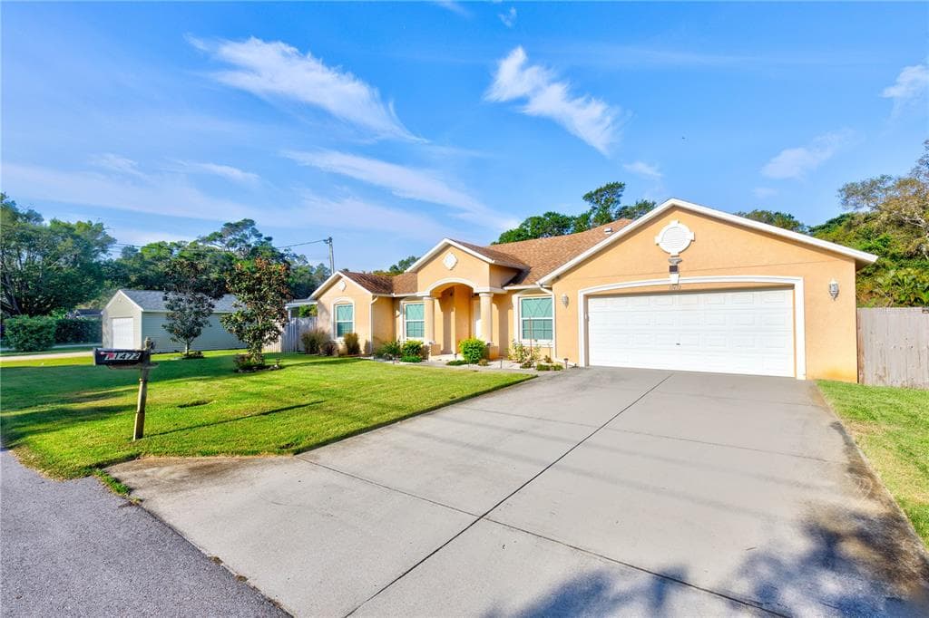 11472 MURRAY AVENUE SEMINOLE, FL 33778