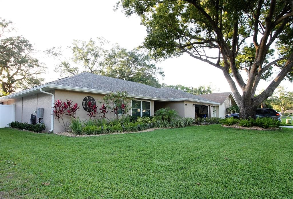 1640 EL TAIR TRAIL