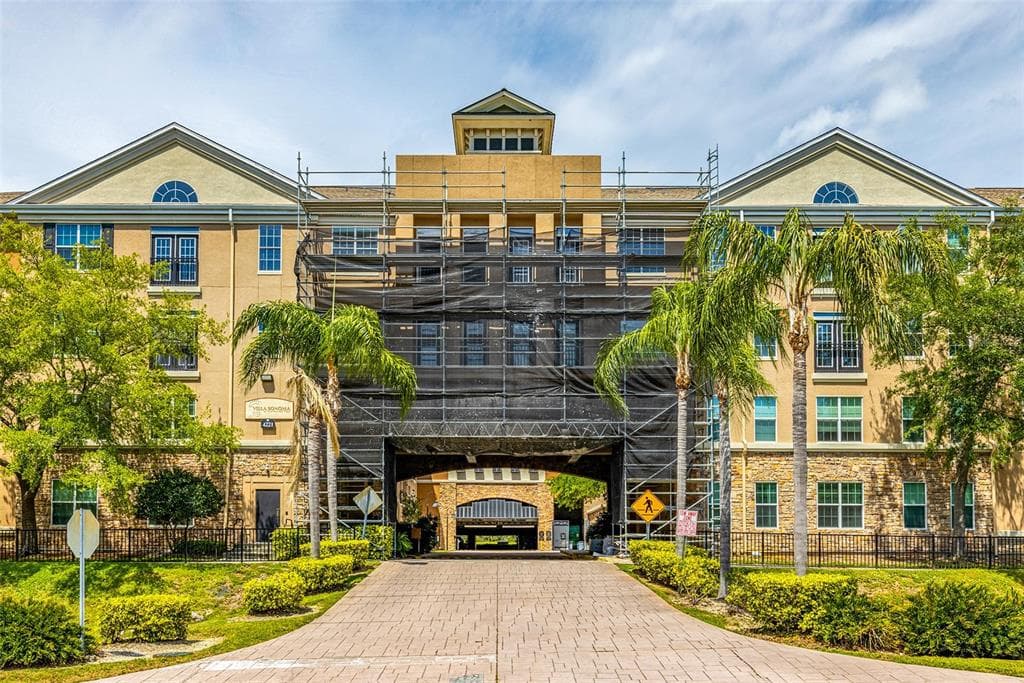 4221 W SPRUCE STREET UNIT 1422 TAMPA, FL 33607