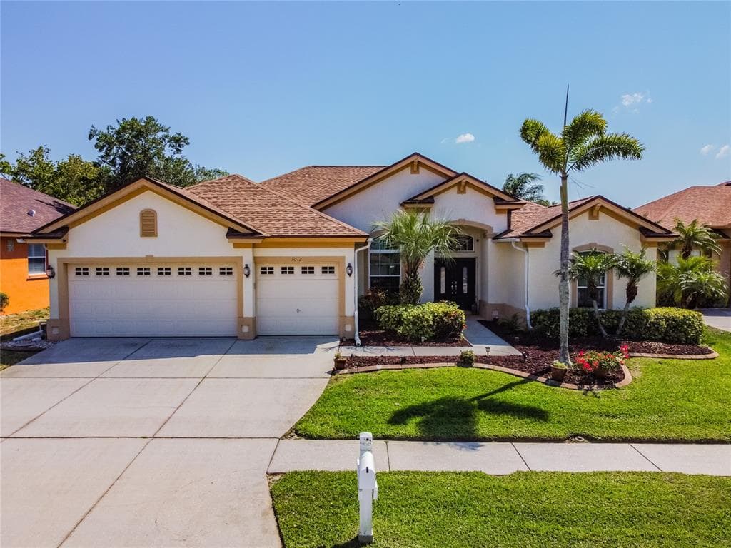 1072 SAWGRASS DRIVE TARPON SPRINGS, FL 34689