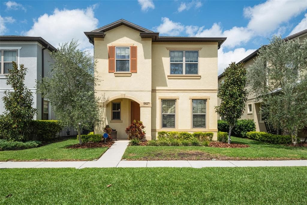 5827 CALDERA RIDGE DRIVE LITHIA, FL 33547