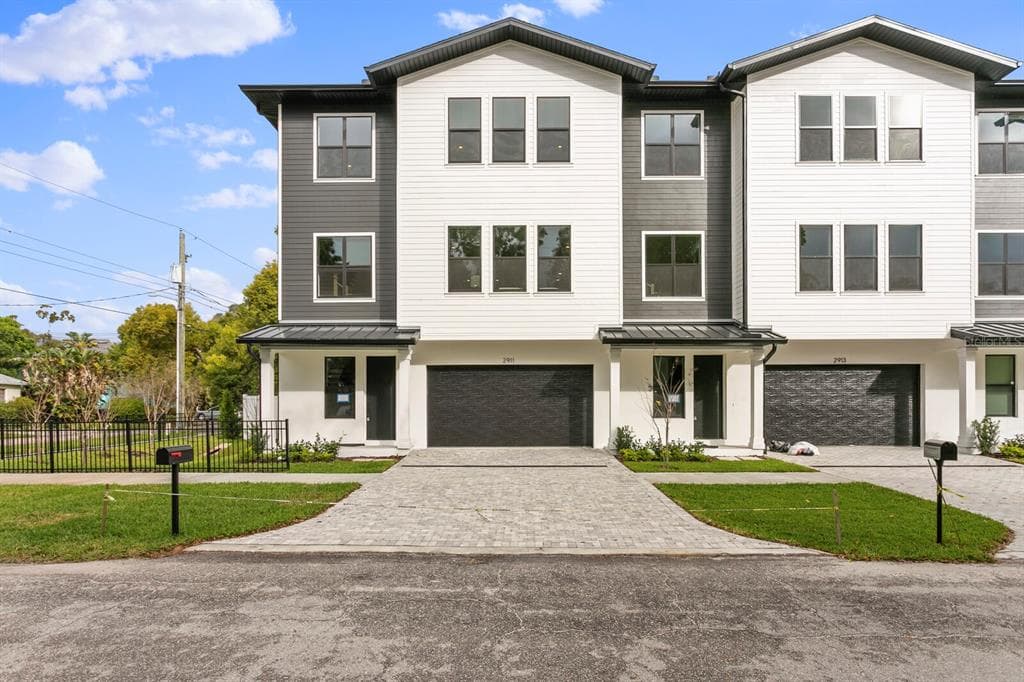 2913 W PLATT STREET TAMPA, FL 33609