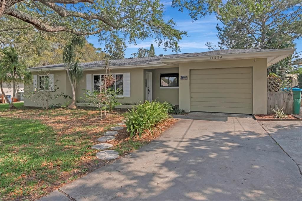 14686 WILDWOOD DRIVE LARGO, FL 33774
