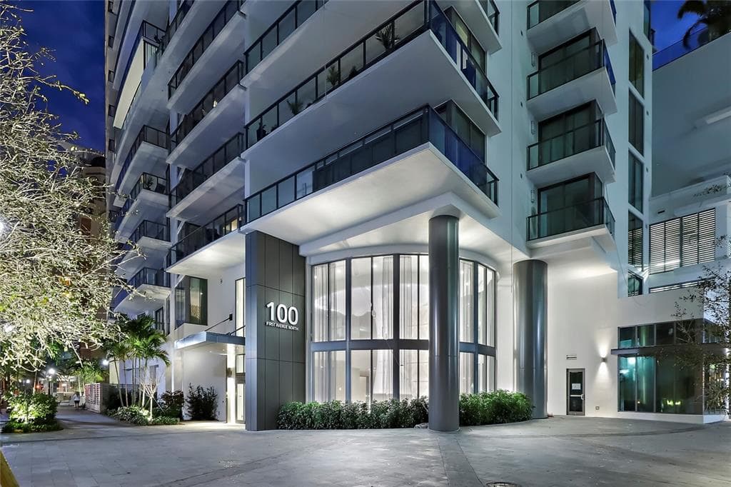 100 1ST AVENUE N UNIT 2003 ST PETERSBURG, FL 33701