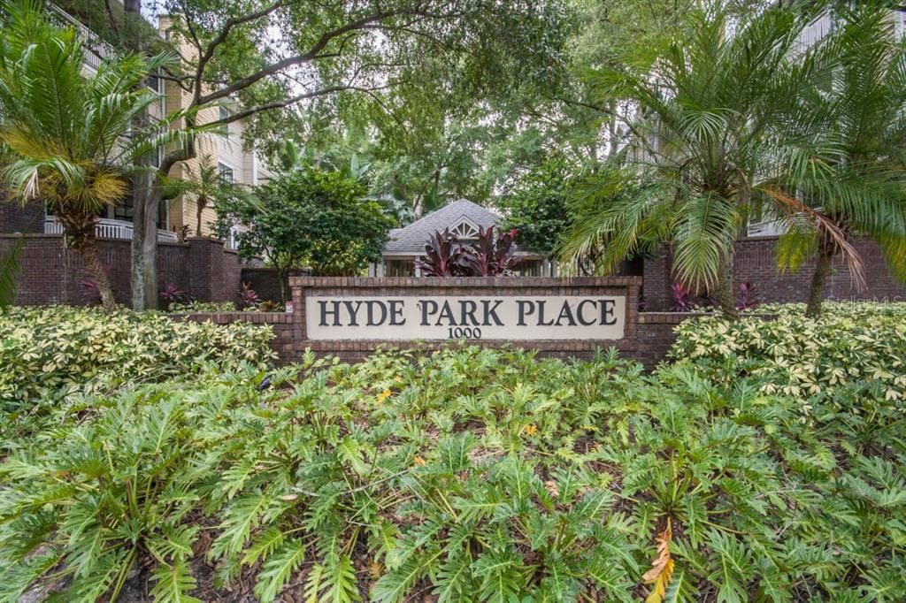 1000 W HORATIO STREET UNIT 303 TAMPA, FL 33606