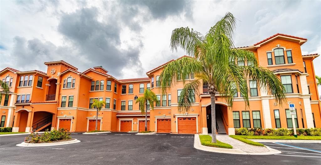 2705 VIA MURANO UNIT 125 CLEARWATER, FL 33764