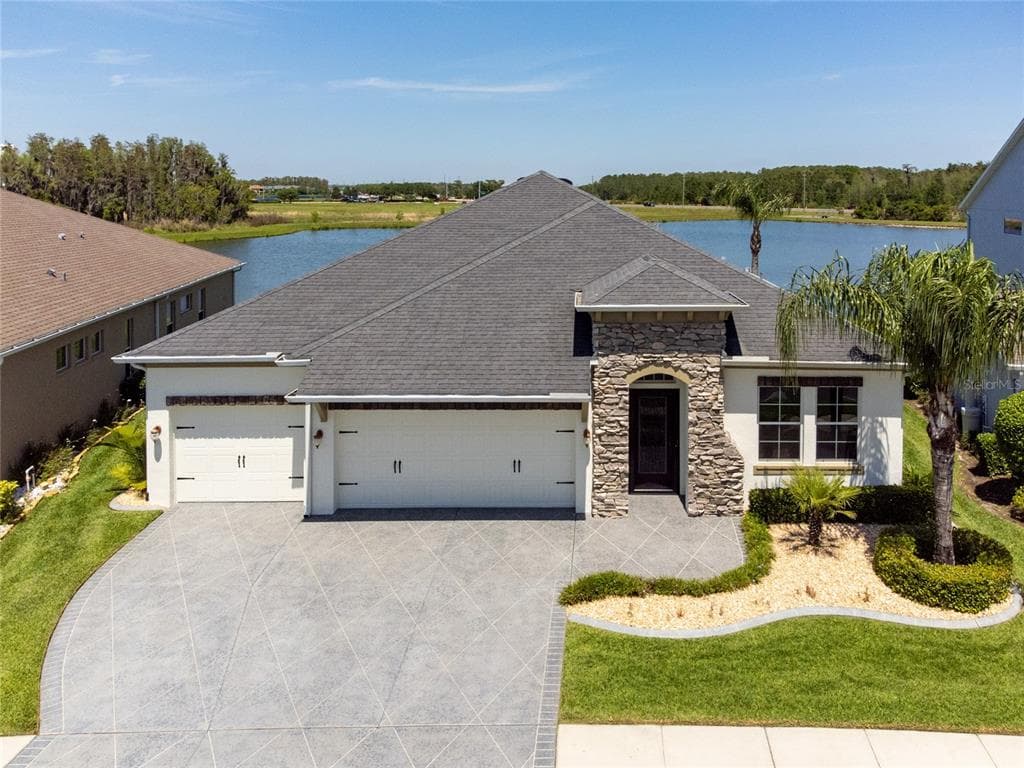 4202 WINDCREST DRIVE