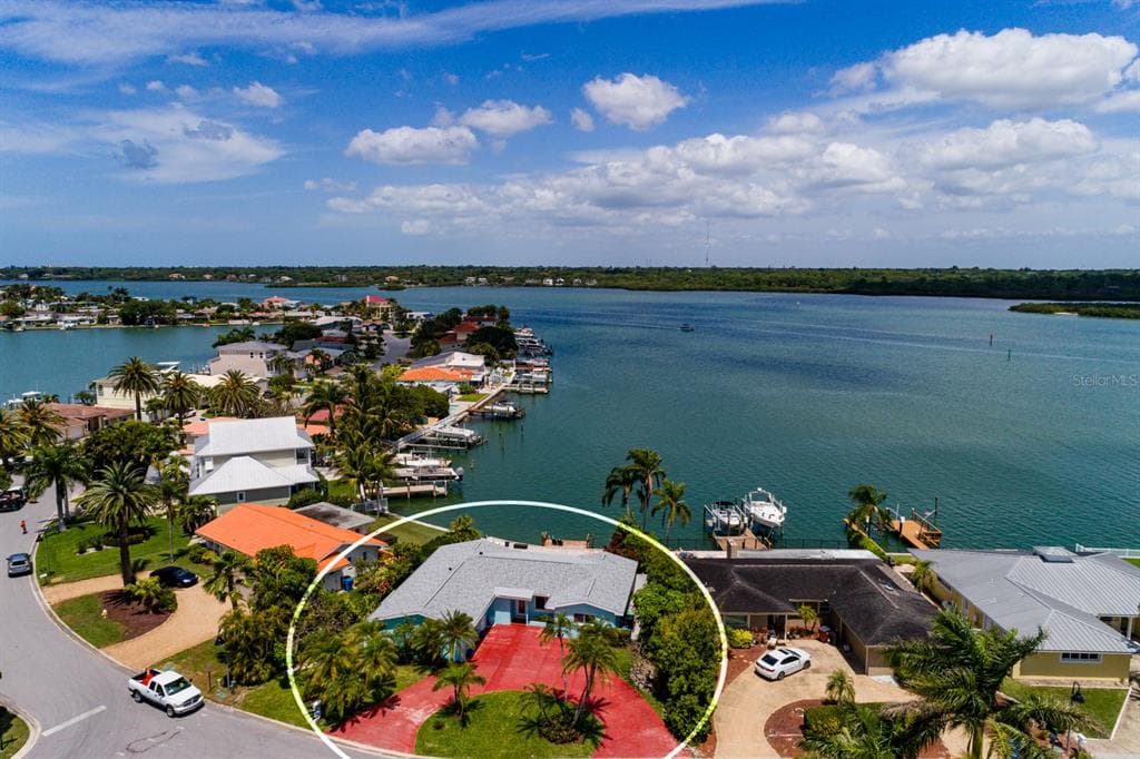 500 173RD AVENUE E NORTH REDINGTON BEACH, FL 33708