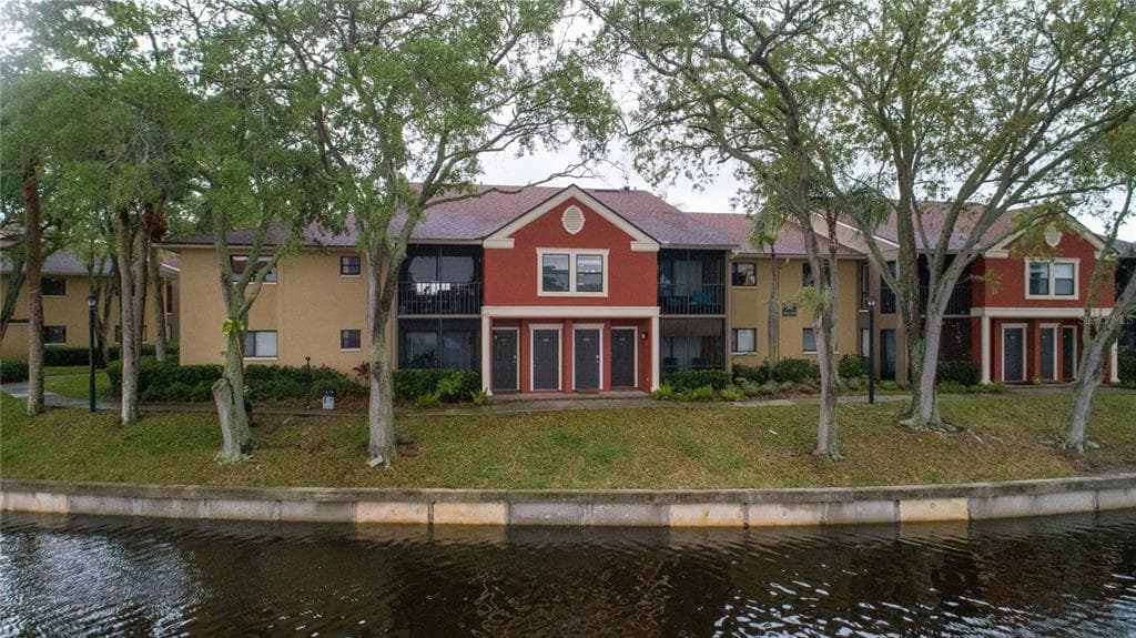 5720 BAYWATER DRIVE UNIT 29