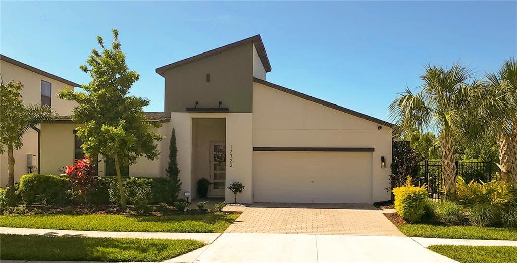 17320 BOYSCOUT LANE