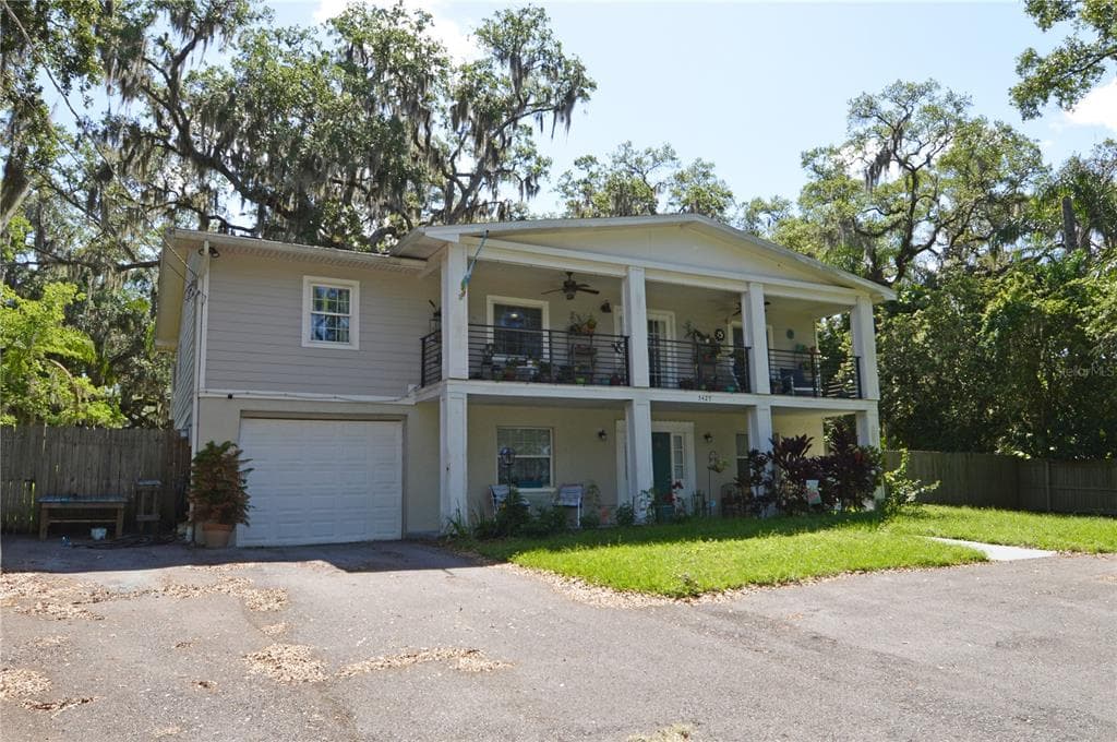 5427 579TH HIGHWAY SEFFNER, FL 33584
