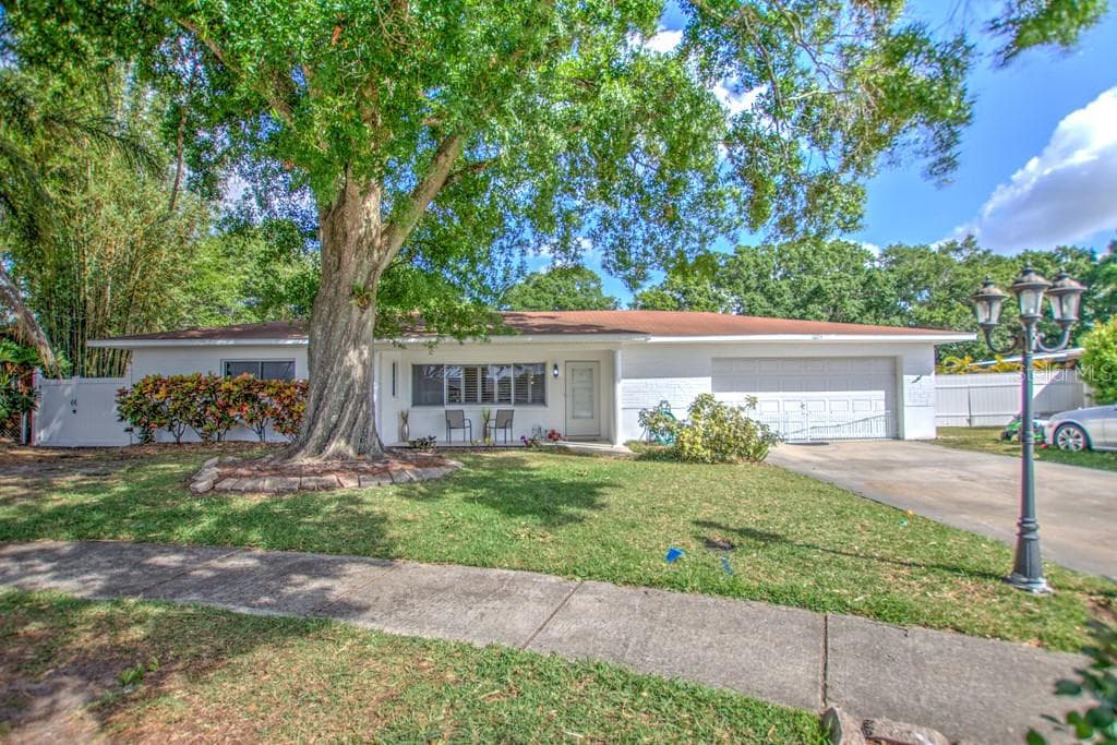 6804 SPENCER CIRCLE