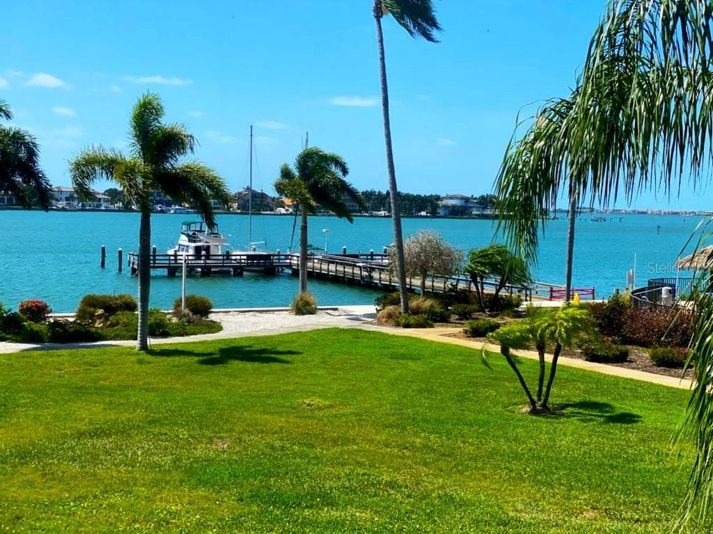 5108 BRITTANY DRIVE S UNIT 205 ST PETERSBURG, FL 33715