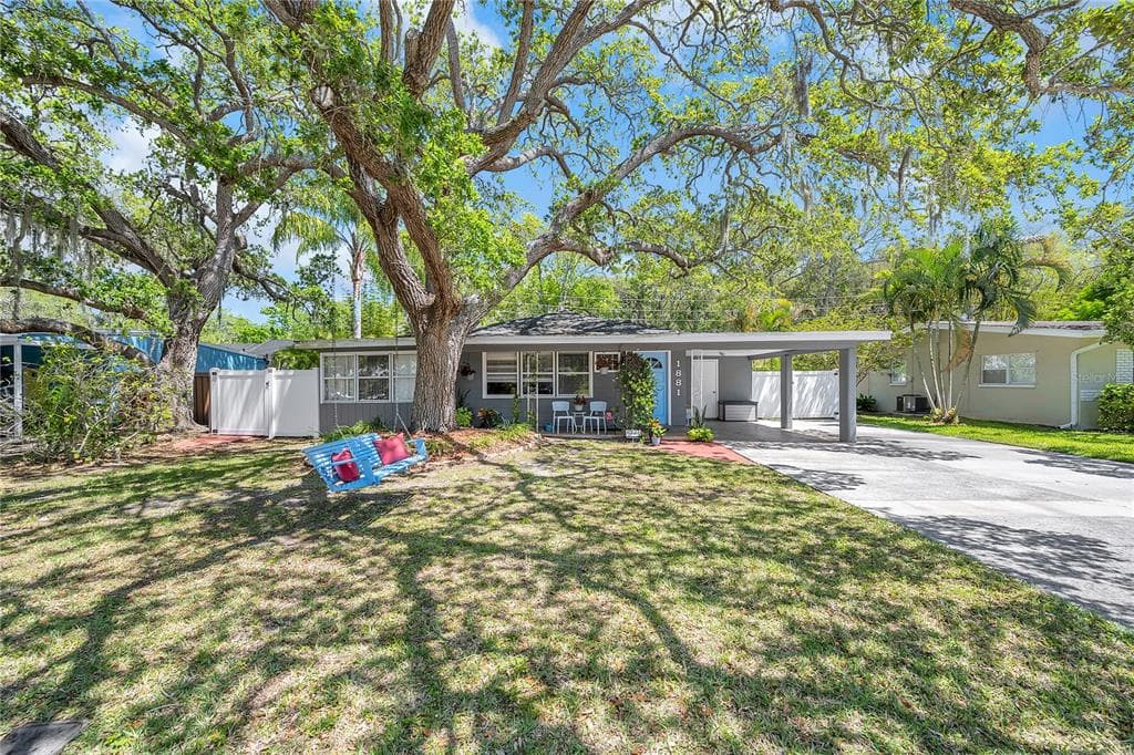 1881 SAN MATEO DRIVE DUNEDIN, FL 34698