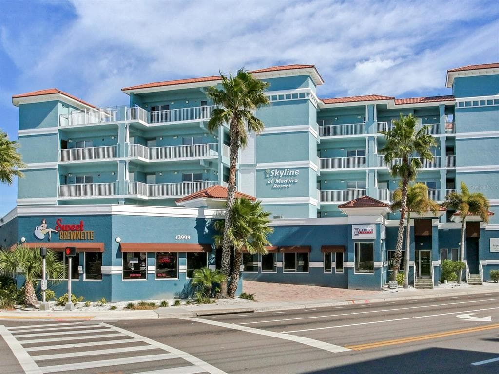 13999 GULF BOULEVARD UNIT 301 MADEIRA BEACH, FL 33708