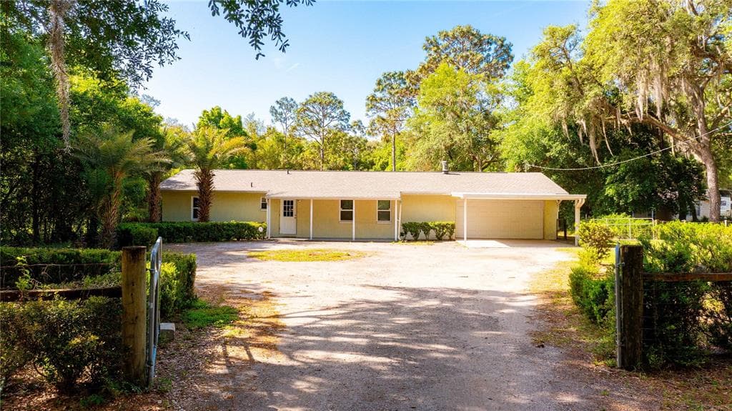 33318 RIDGE MANOR BOULEVARD DADE CITY, FL 33523