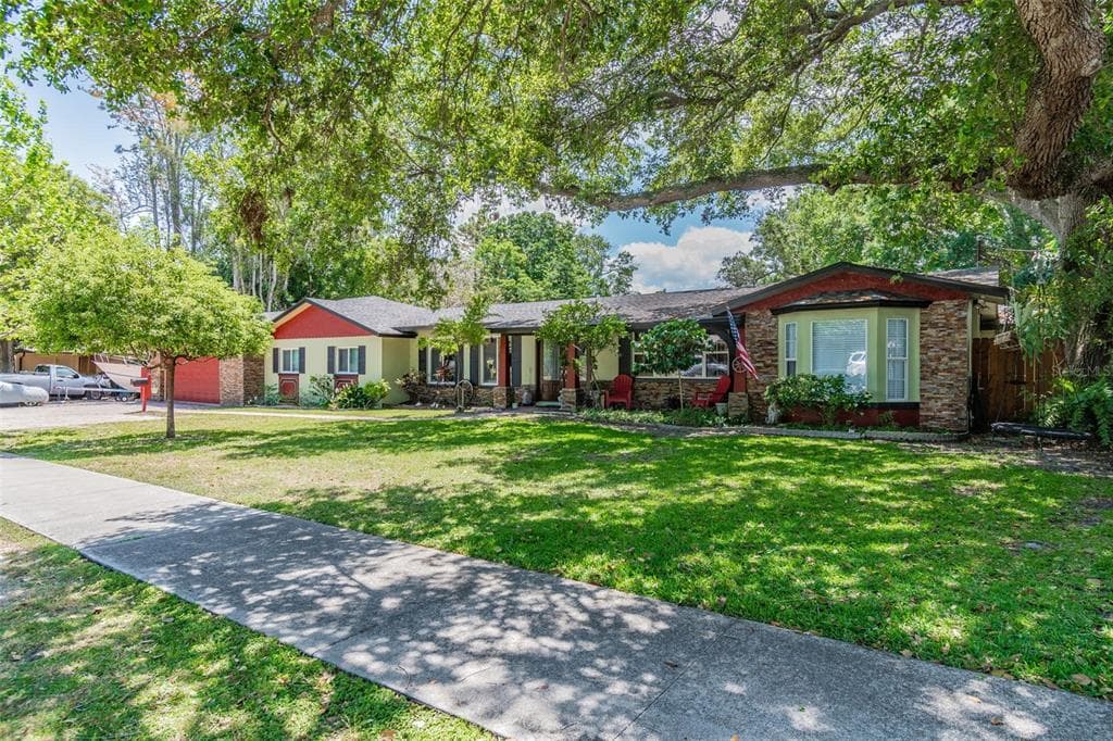 1811 NURSERY ROAD CLEARWATER, FL 33764