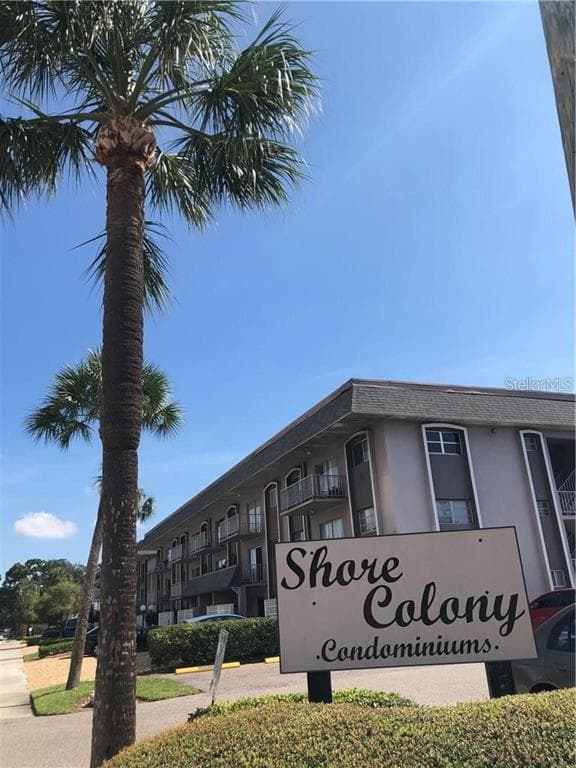 4606 W GRAY STREET UNIT 305